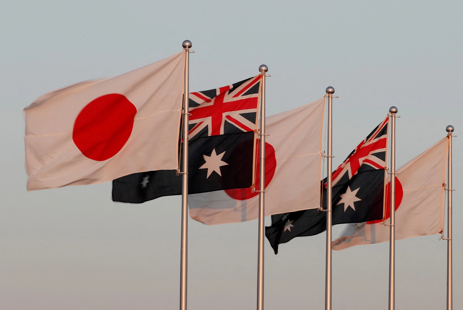 Australija i Japan uveli sankcije Rusiji