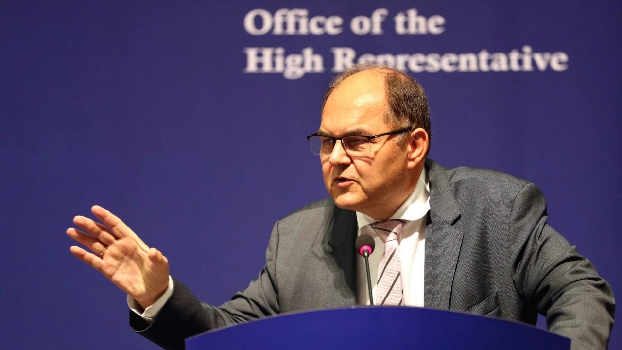 Brojne reakcije iz Srpske na izjavu Šmita