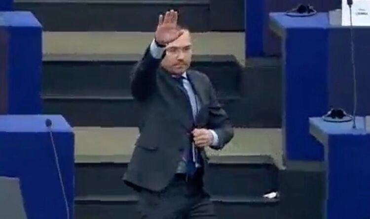 Bugarski političar nacistički salutirao u Evropskom parlamentu