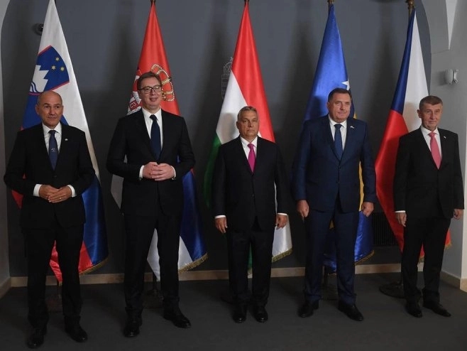 Dodik i Vučić na večeri koju je organizovao Orban