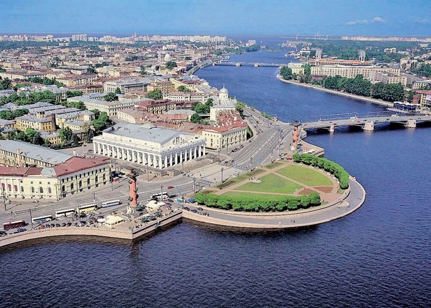 Dodik u Sankt Peterburgu na Ekonomskom forumu