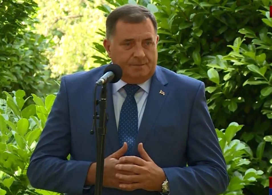 Dodik: Uslov za sastanak sa personom Šmit je dogovor srpskih stranaka
