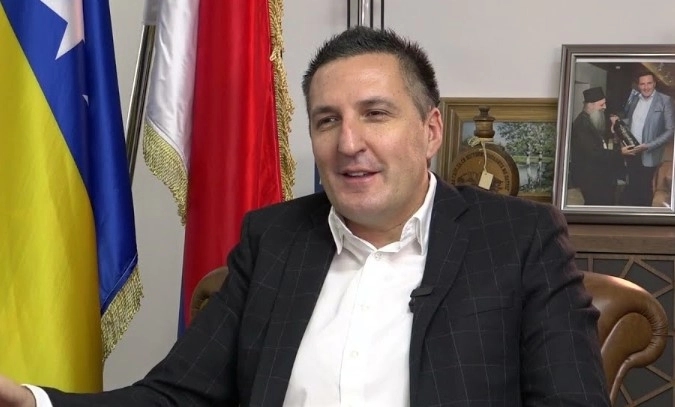 Еlek optužio Vukanovića: Uzeo si 20.000 KM da ne pišeš protiv Govedarice