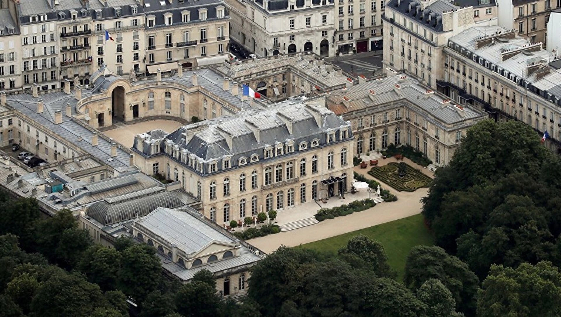 Francuzi danas biraju novog predsjednika: Macron i Le Pen glavni favoriti