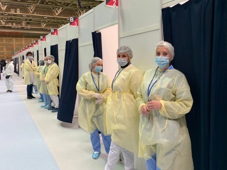 Građani Sarajeva ogorčeni: Pozvani na revakcinaciju u Zetru, a vakcina nema