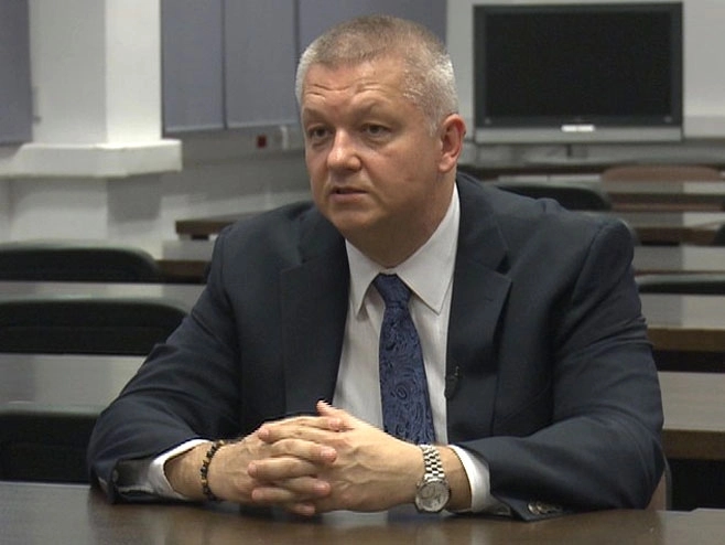 Kesić smatra da potezi Alkalaja i Turkovićeve vode ka raspadu BiH