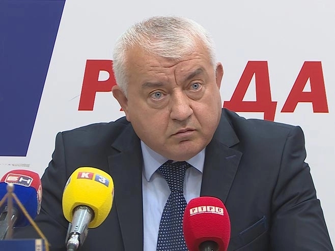 Mihajilica oštro po Dodiku