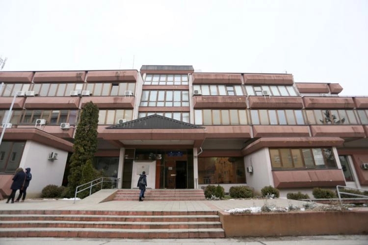 Mjesta na medicini nestala za tri sata