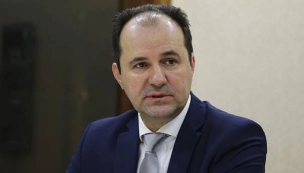 Na mala vrata uvode saradnju sa tzv. Kosovom