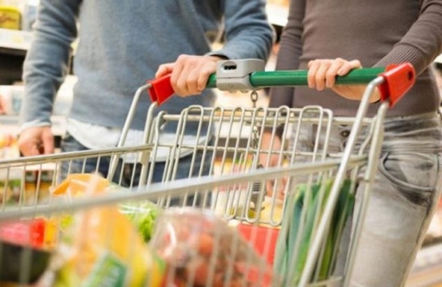 Na spisku za interventne nabavke brašno, ulje, šamponi, nafta…