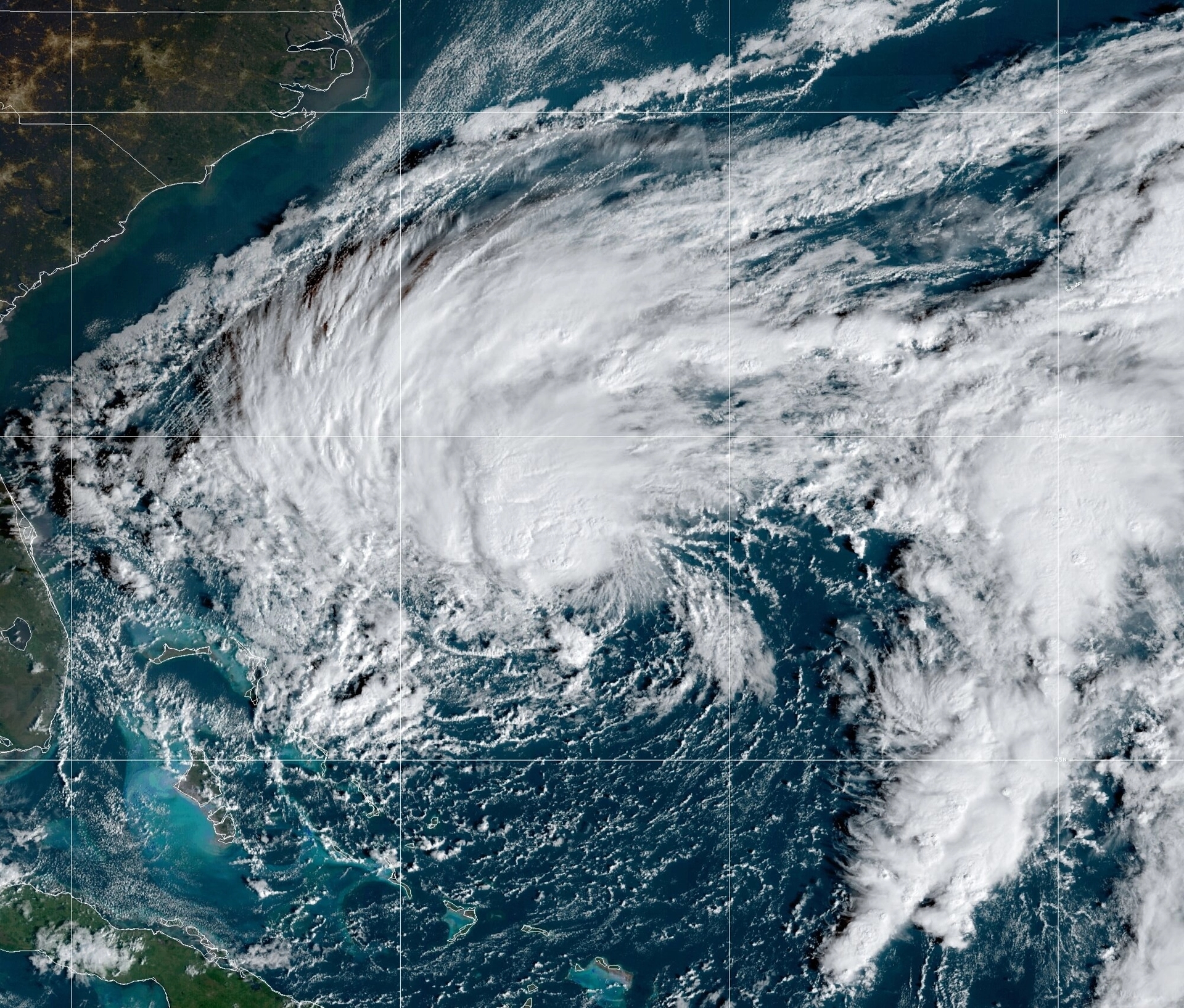 Najmanje 16 osoba poginulo u uraganu “Milton” na Floridi