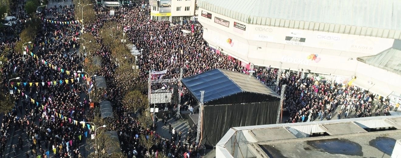 Održan narodni skup “Sloboda”; Na Trgu Krajine preko 20.000 građana