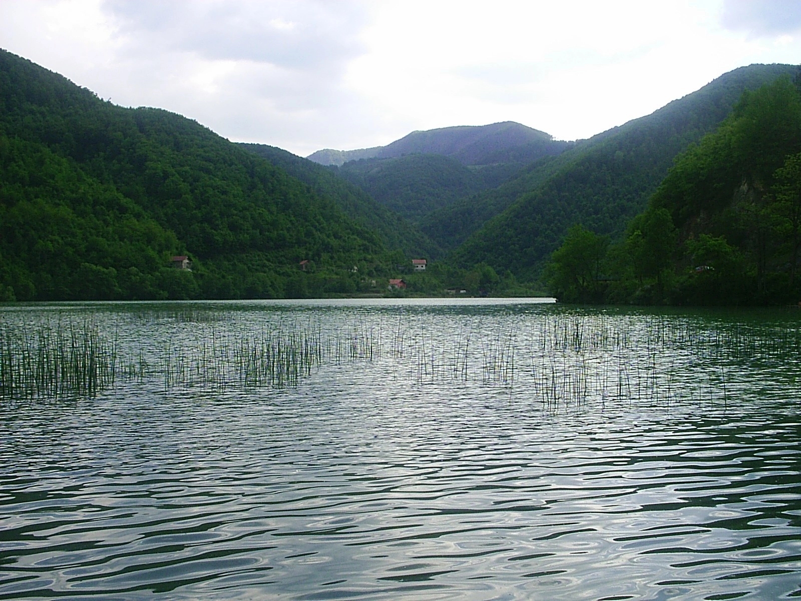 Potraga za mladićima iz Šipova i Jezera, vozilo nađeno u Plivi