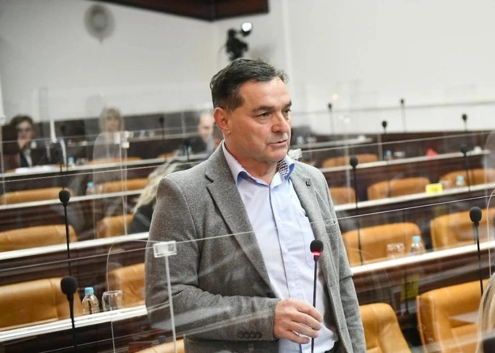 Rosić upitao, Stanivuković obećao: Obilićevo dobija uslužnu “sobu 16”