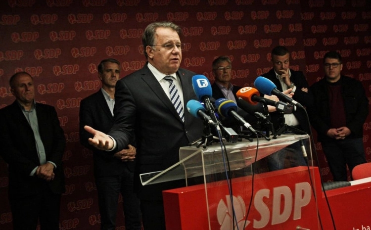 SDP pozvao na masovne proteste protiv odluke visokog predstavnika