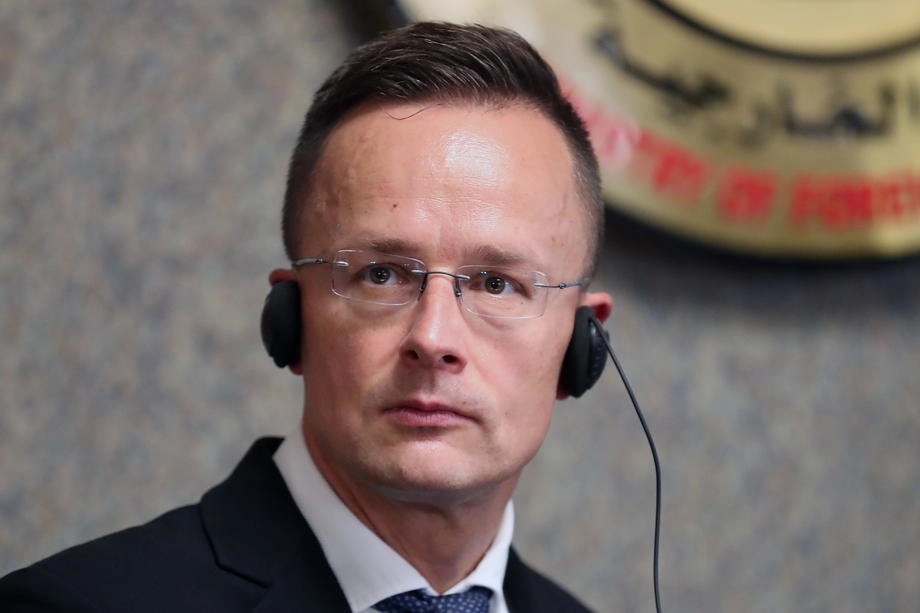 Sijarto: Uložićemo veto u slučaju da EU pokuša da uvede sankcije Dodiku