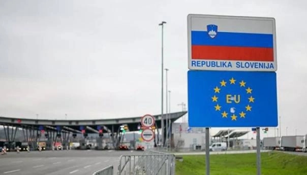 Slovenija uvodi kontrole na granici s Hrvatskom: Šengen propao kao ideja