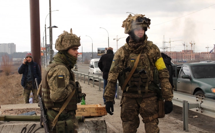 Snimak kako ukrajinski vojnici ubijaju ruske zarobljenike