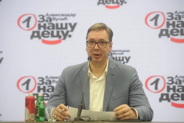 Srbija izglasala promenu Ustava, Vučić čestitao