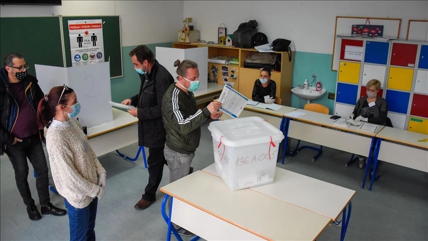 Srpska razmišlja da sama sprovede izbore