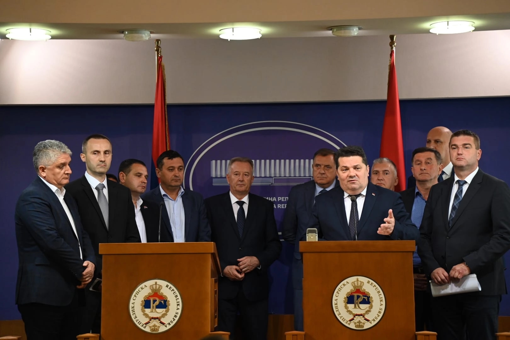 Stevandić: Nećemo dozvoliti da se volja mijenja odlukama CIK-a i Šmita