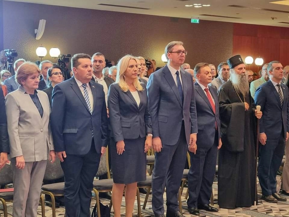 Stevandić sa Vučićem na obilježavanju 45 godina Instituta na Dedinju