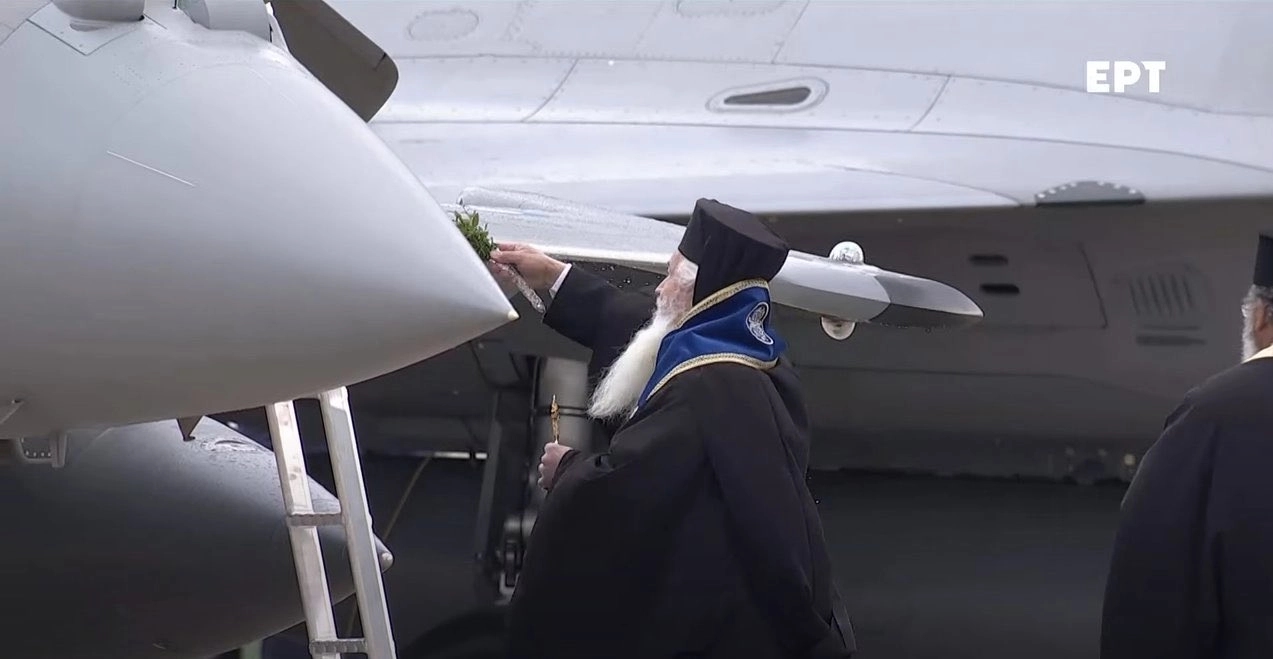 Stiglo prvih 6 “rafala”: Odmah poprskani svetom vodicom