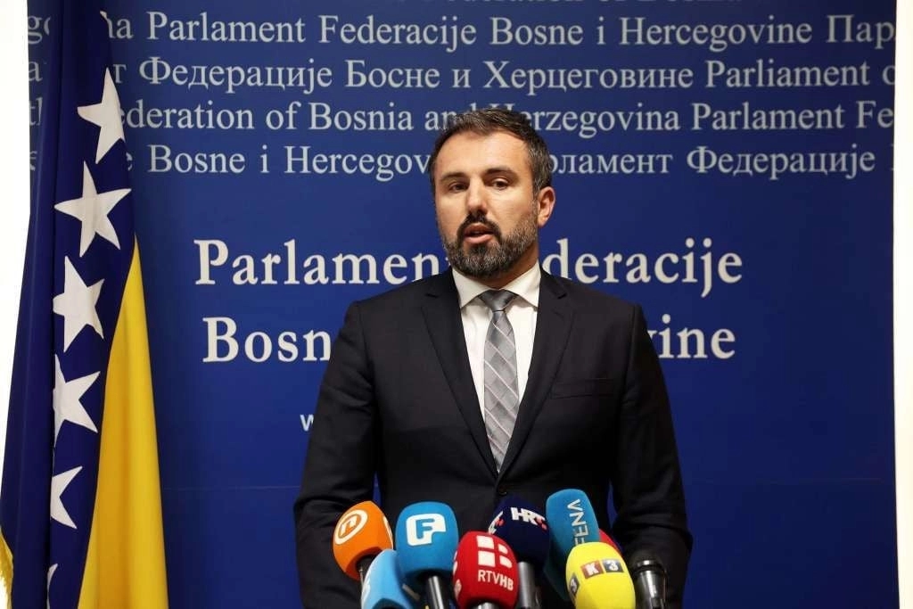 Stojanović: Ko dođe danas na proteste taj je protiv građanske BiH