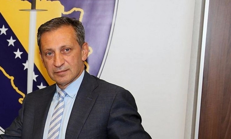 Suspendovani policajac i komandir smjene, nema saznanja za telefon u ćeliji