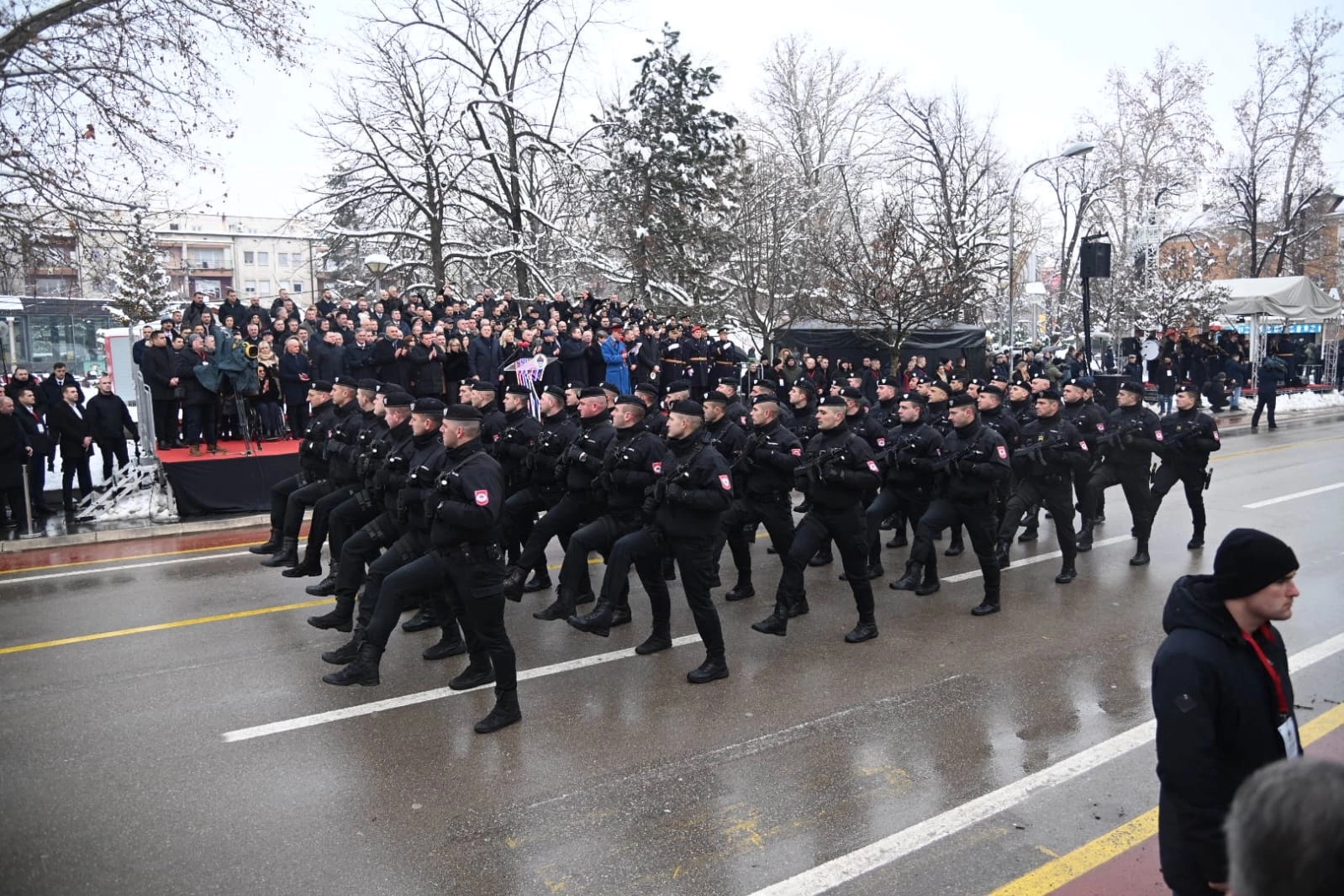 Svečani defile povodom Dana Republike