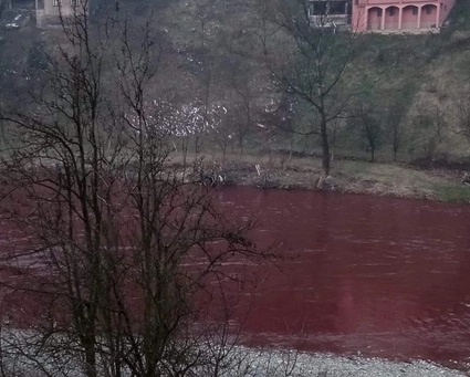 Teče crvena Bosna, građani zabrinuti