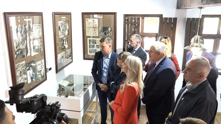 Trivićeva na otvaranju učionice naotvorenom u Hašanima