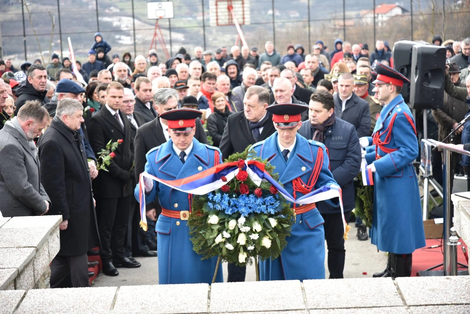 U Drakuliću služen pomen i položeni vijenci