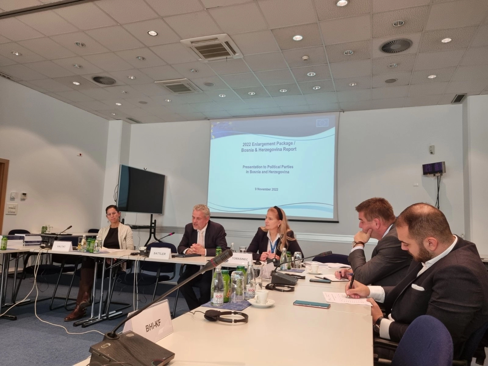 U Sarajevu održan sastanak predsjendika političkih partija sa Satlerom