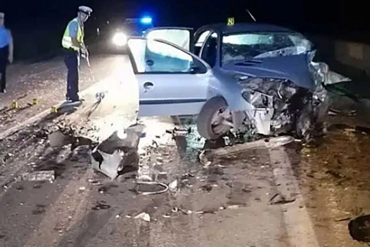 U stravičnoj saobraćajnoj nesreći kod Bijeljine poginule majka i kćerka