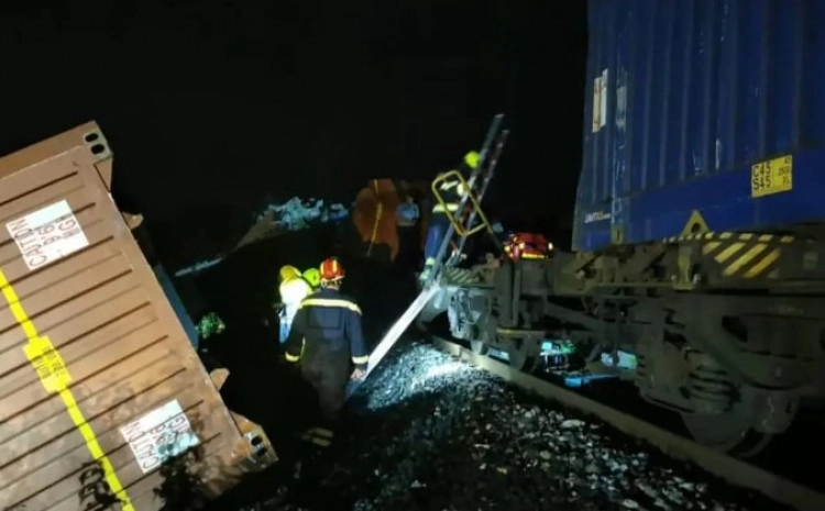 U sudaru vozova u Hrvatskoj troje poginulih