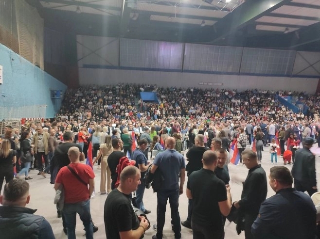 U Zvorniku veliki narodni miting “Branimo Srpsku”