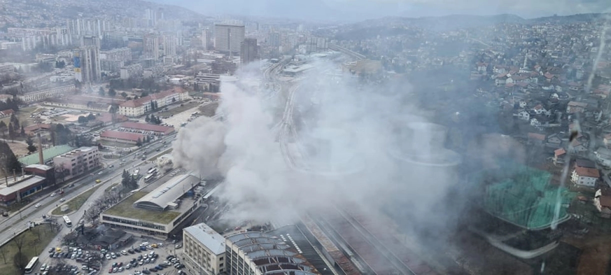 Veliki požar na Autobuskoj stanici u Sarajevu