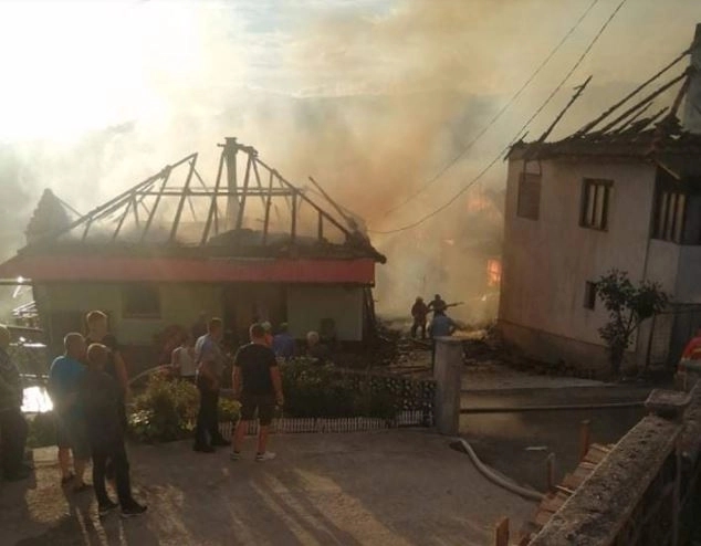 Vitez: Izgorjela fabrika u kojoj je radilo 100 radnika