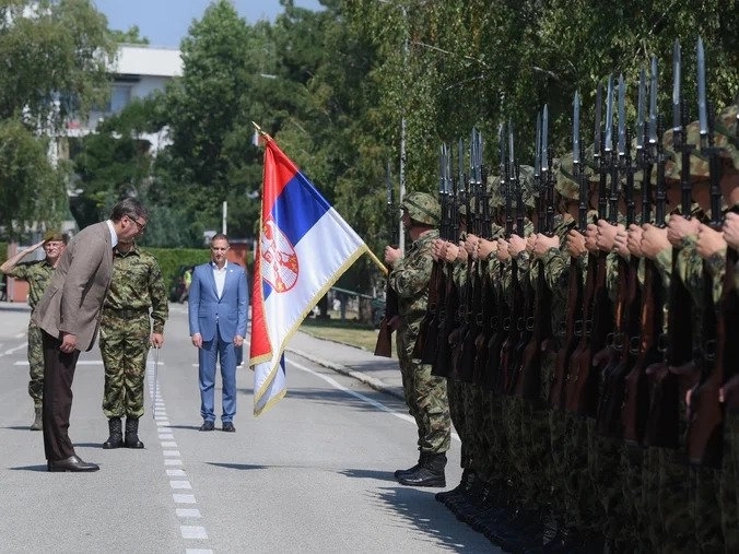 Vučić: “Šta to nas briga”