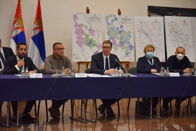 Vučić: Za četiri godine Beograd-Niš za dva sata