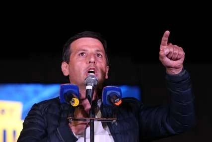 Vukanović nazvao Schmidta smećem