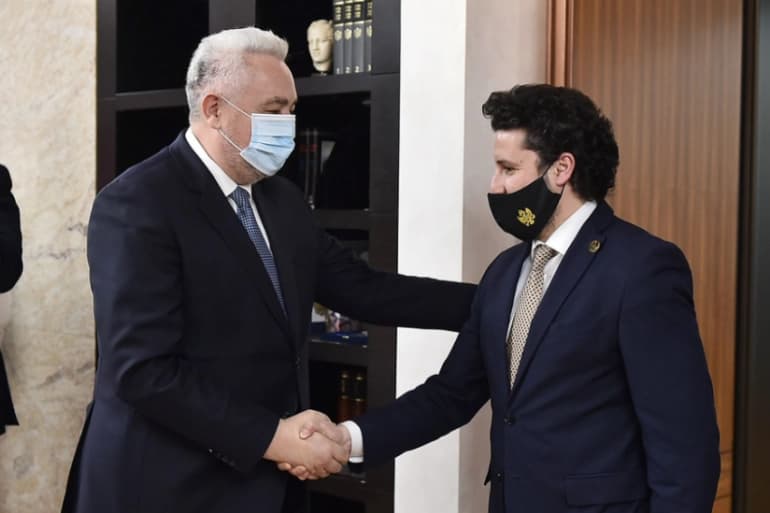 Abazović svrgava Krivokapića, Krivokapić Abazovića.