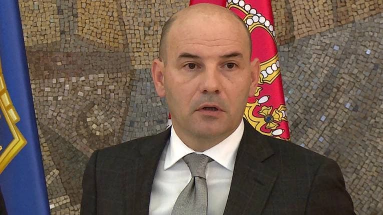 Ambasador Srbije pozvan na hitan sastanak; On odbio