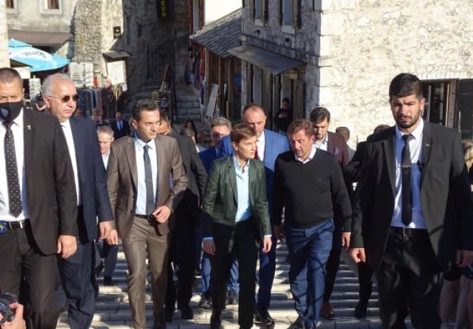 Ana Brnabić prvi put na Starom mostu: Ovo je nestvarno, doći ću i privatno