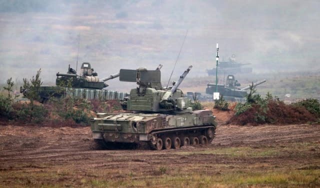 Bjelorusija poslala trećinu vojske na granicu sa Ukrajinom: Sada šalju još