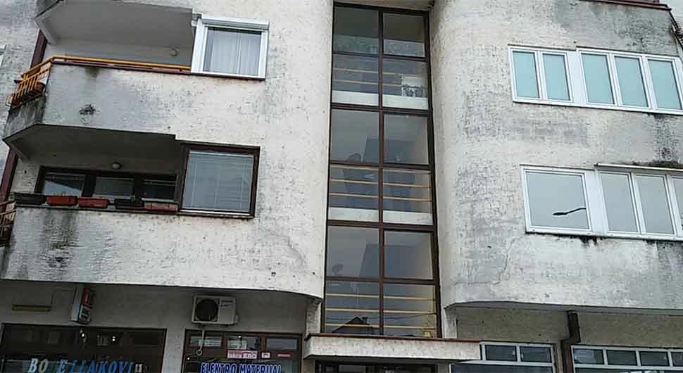 Detalji zločina u Dubici: Krvavi pir u stubištu zgrade