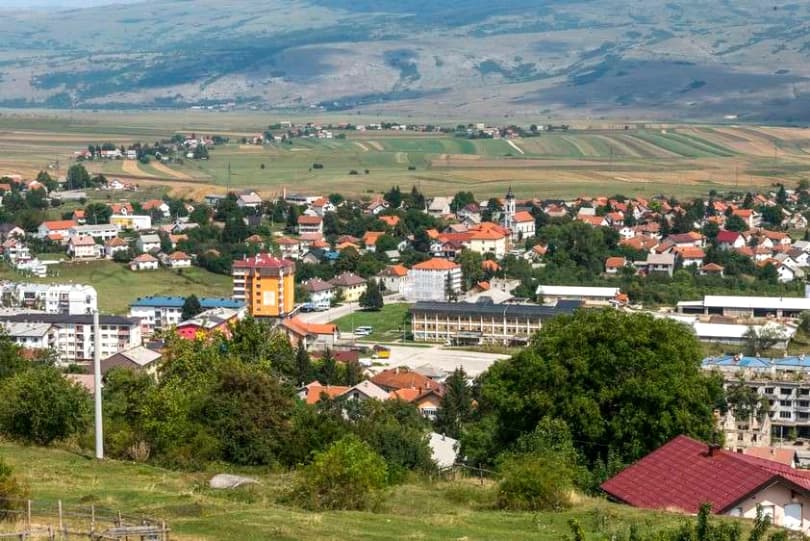 “Djeca srpske nacionalnosti nemaju pravo na izučavanje maternjeg jezika”