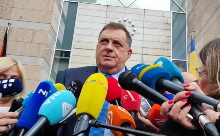 Dodik: Neka podignu optužnicu i da idemo na sud