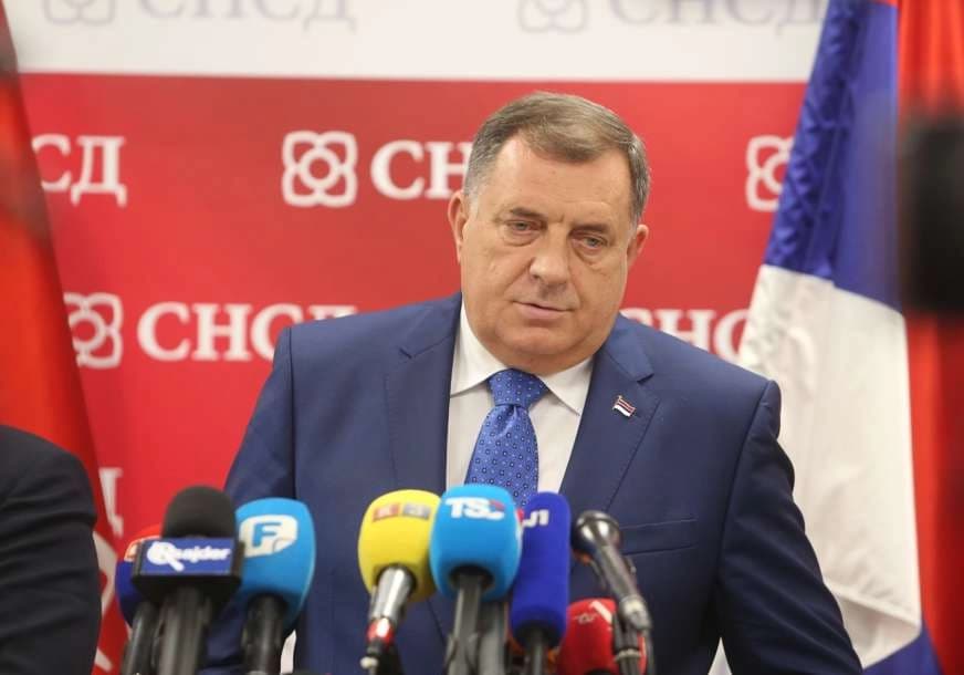 Dodik: Nelegalno imenovanom Šmitu ne smeta da sudi, presuđuje i prijeti